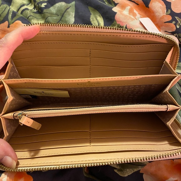 Kate Spade metallic gold wallet. - Picture 3 of 8